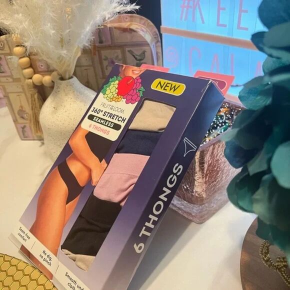 Fruit of the Loom 360° Stretch Seamless Women’s Thongs 5-Pack Size 7 L - Picture 3 of 7